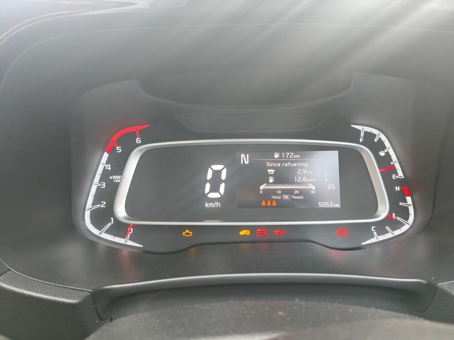 Kia Sonet HTX+ - Image 4